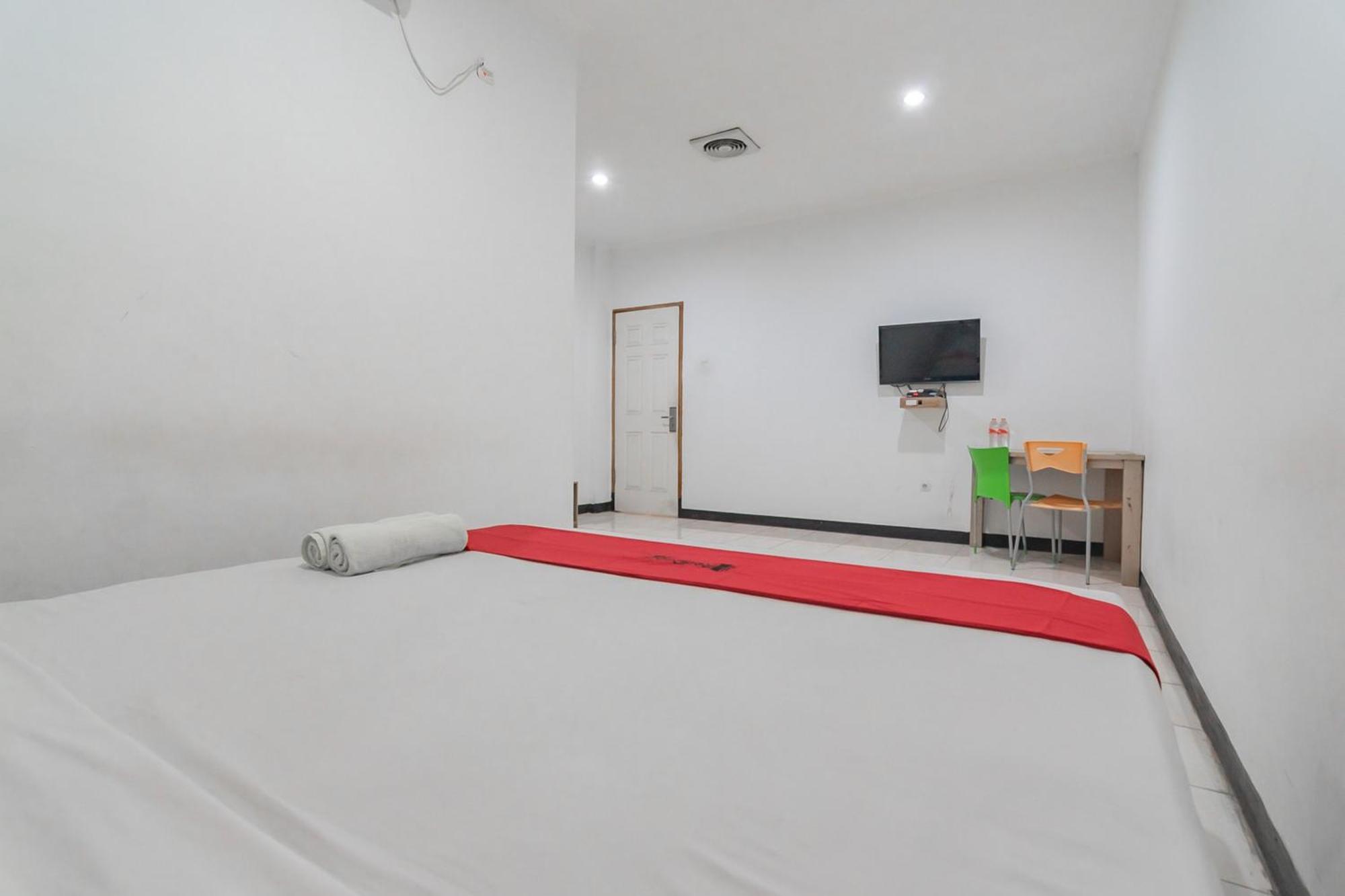 Hotel Reddoorz Near Sukabumi Station 2 Exteriér fotografie